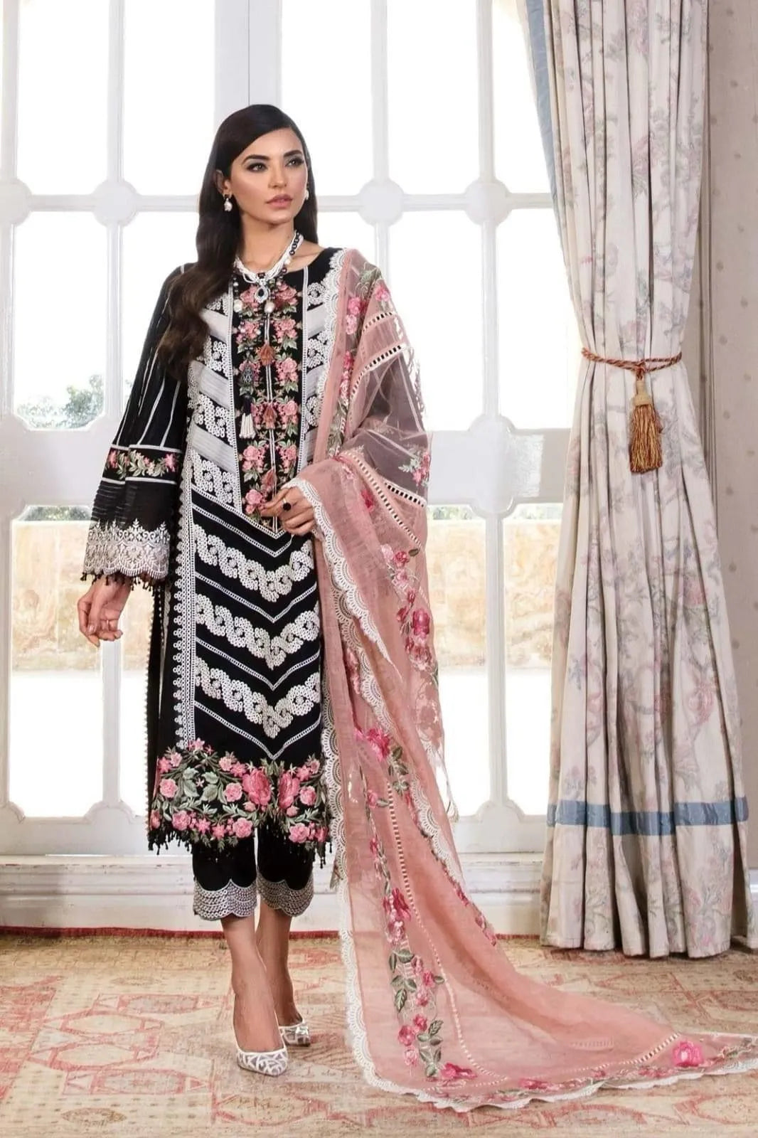 3 Pcs Women's Unstitched Black Dhanak Suit