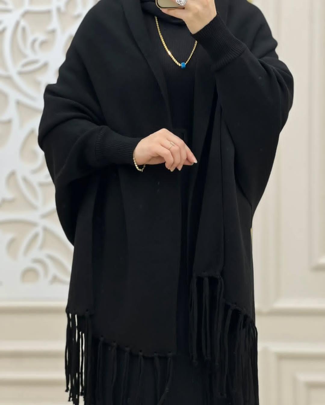 Luxurious Black Fleece Shawl