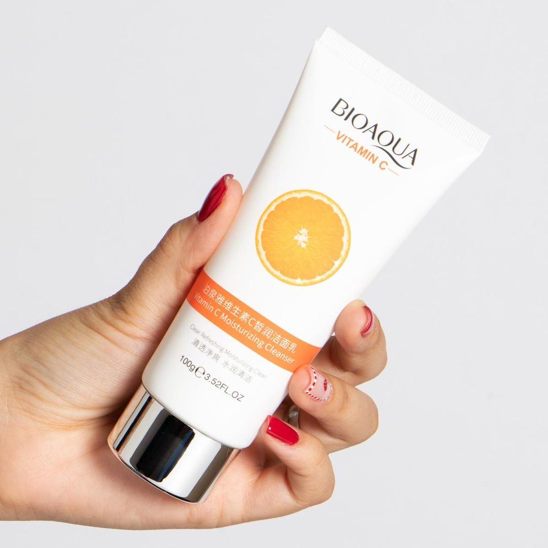 BioAqua Whitening Facial Cleanser