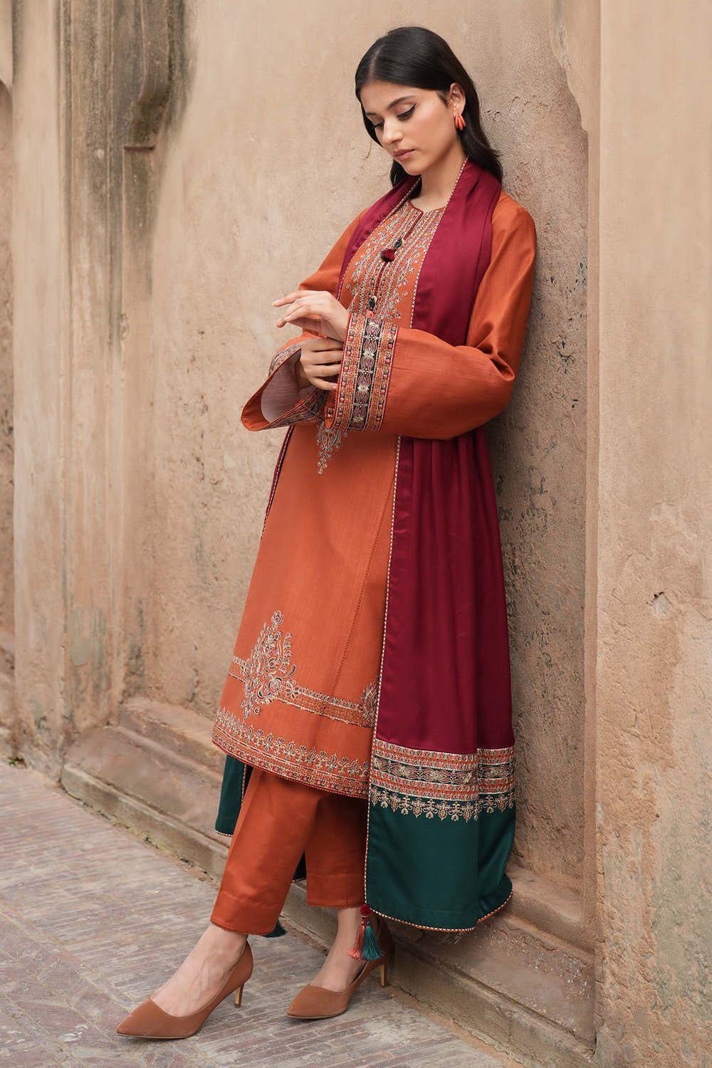 3 Pcs Women's Unstitched Lawn Suit