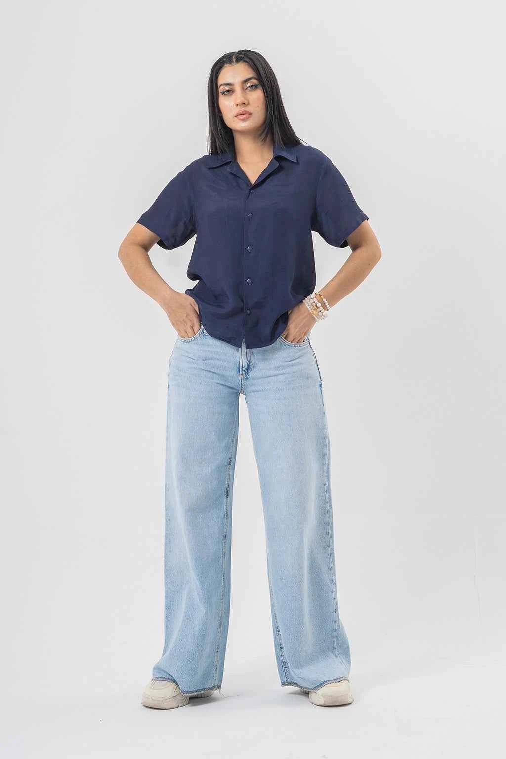 Comfortable Wide-Leg Light Blue Jeans – Everyday Casual Wear
