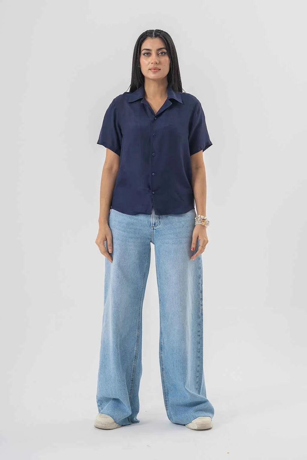 Easygoing Wide-Leg Blue Jeans – Effortless Trendy Style