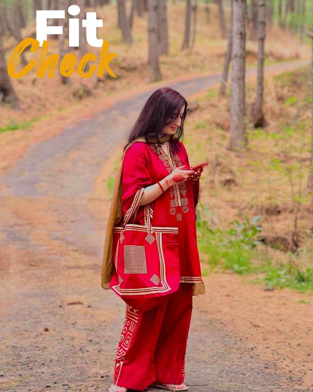 Elegant Women's Stitched Embroidered Linen Shirt and Trouser Set with Handbag