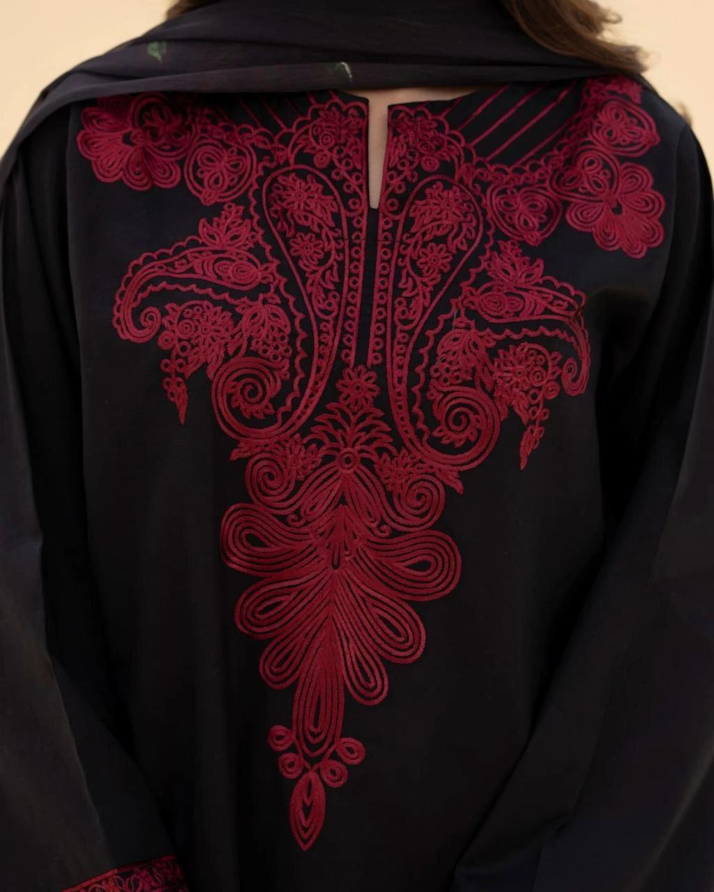 3 Pcs Women's Unstitched Dhanak Embroidered Suit