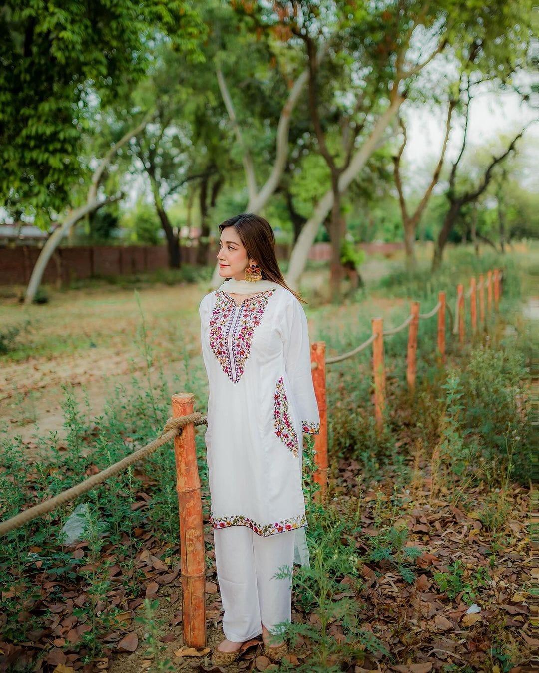 Chic Women's Stitched Embroidered Shirt and Trouser Set – 2 Pcs Linen