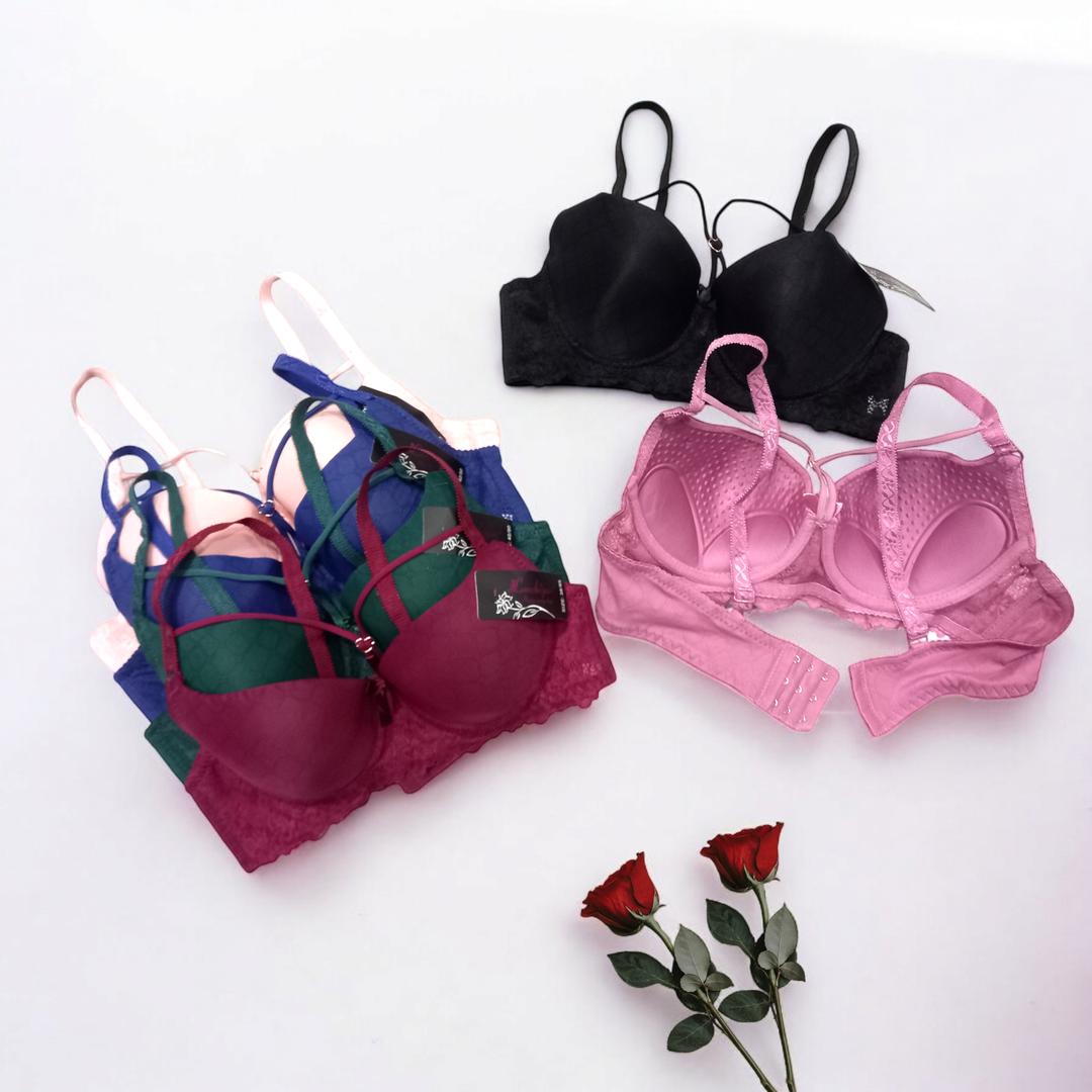 Multicolor Silk Padded Bra – Comfortable & Lightweight Everyday Lingerie